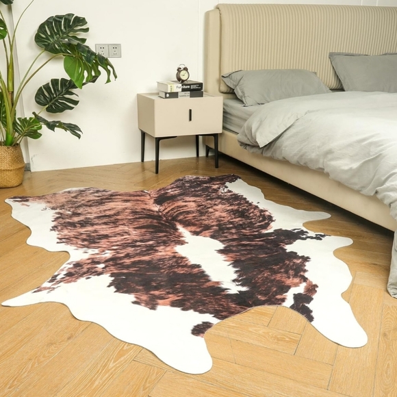Cowhide Area Rug - Picture 6 of 6
